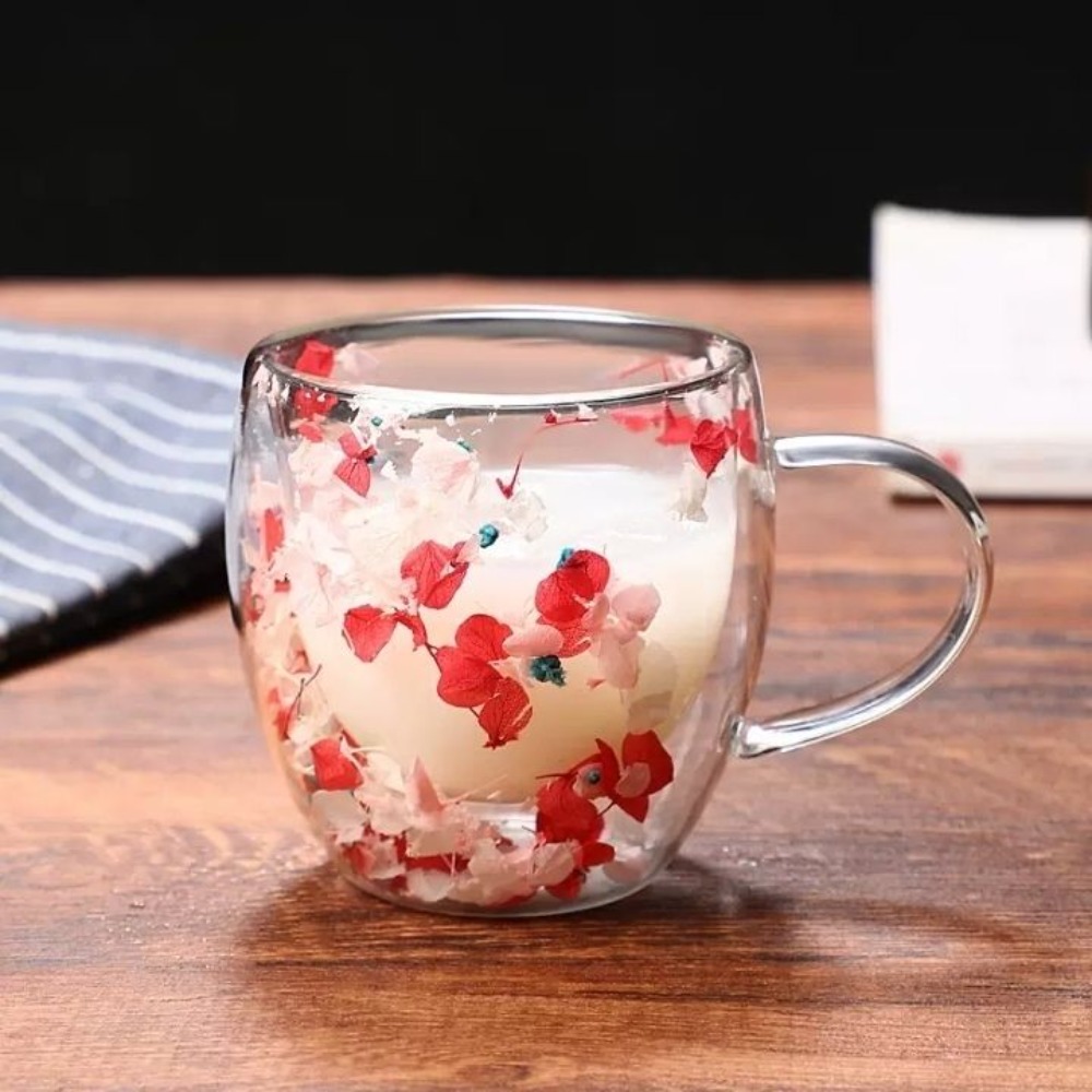 Coffee Or Tea Please - 250ml Doppelwandiger Glasbecher mit Getrockneten Blüten,